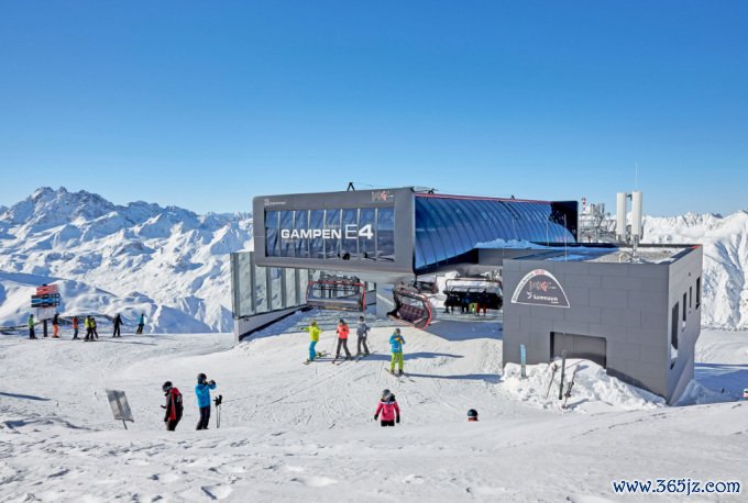 Khu trượt tuyết ở làng Ischgl， Italy. Ảnh: Snow plaza